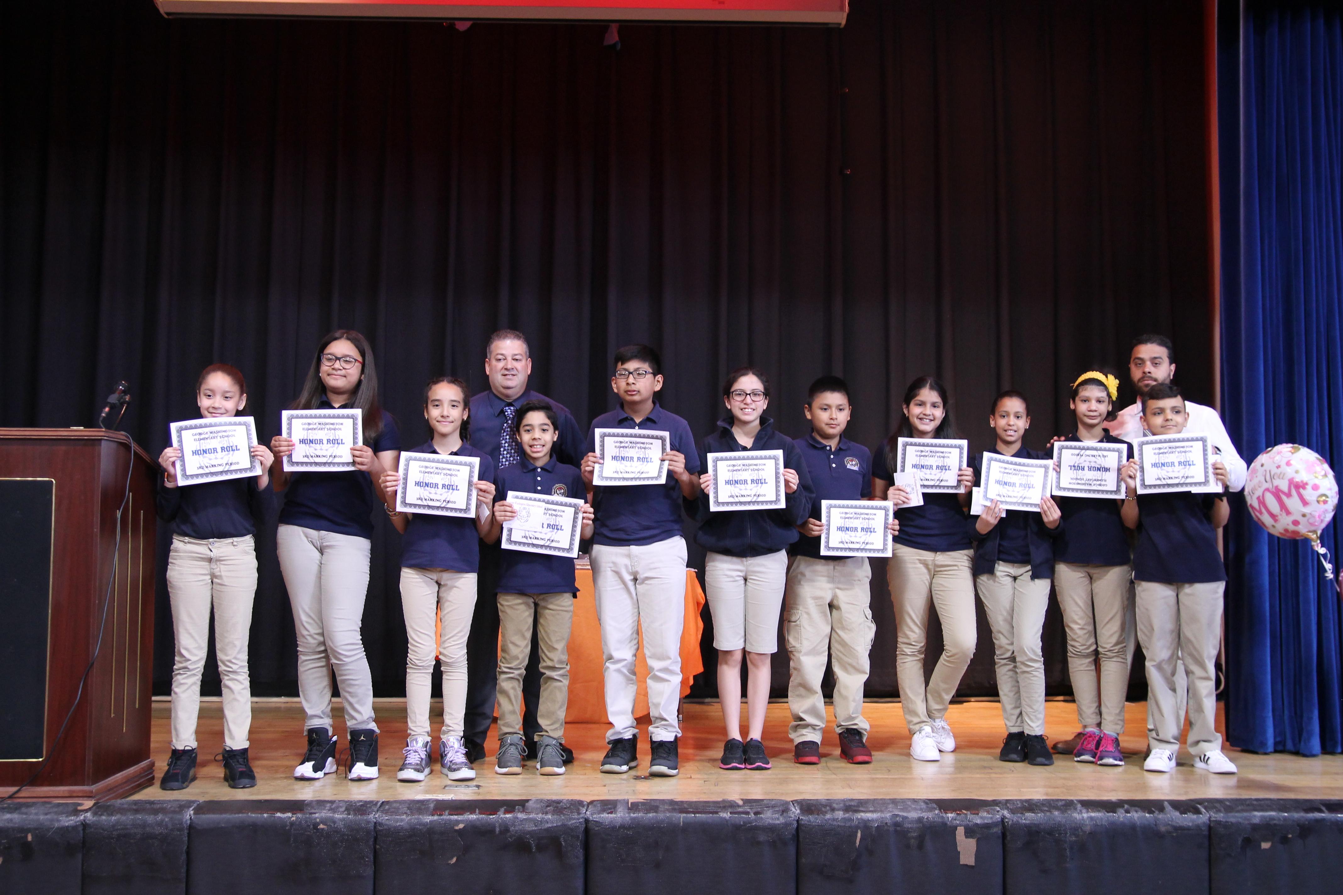 4th grade honor roll students